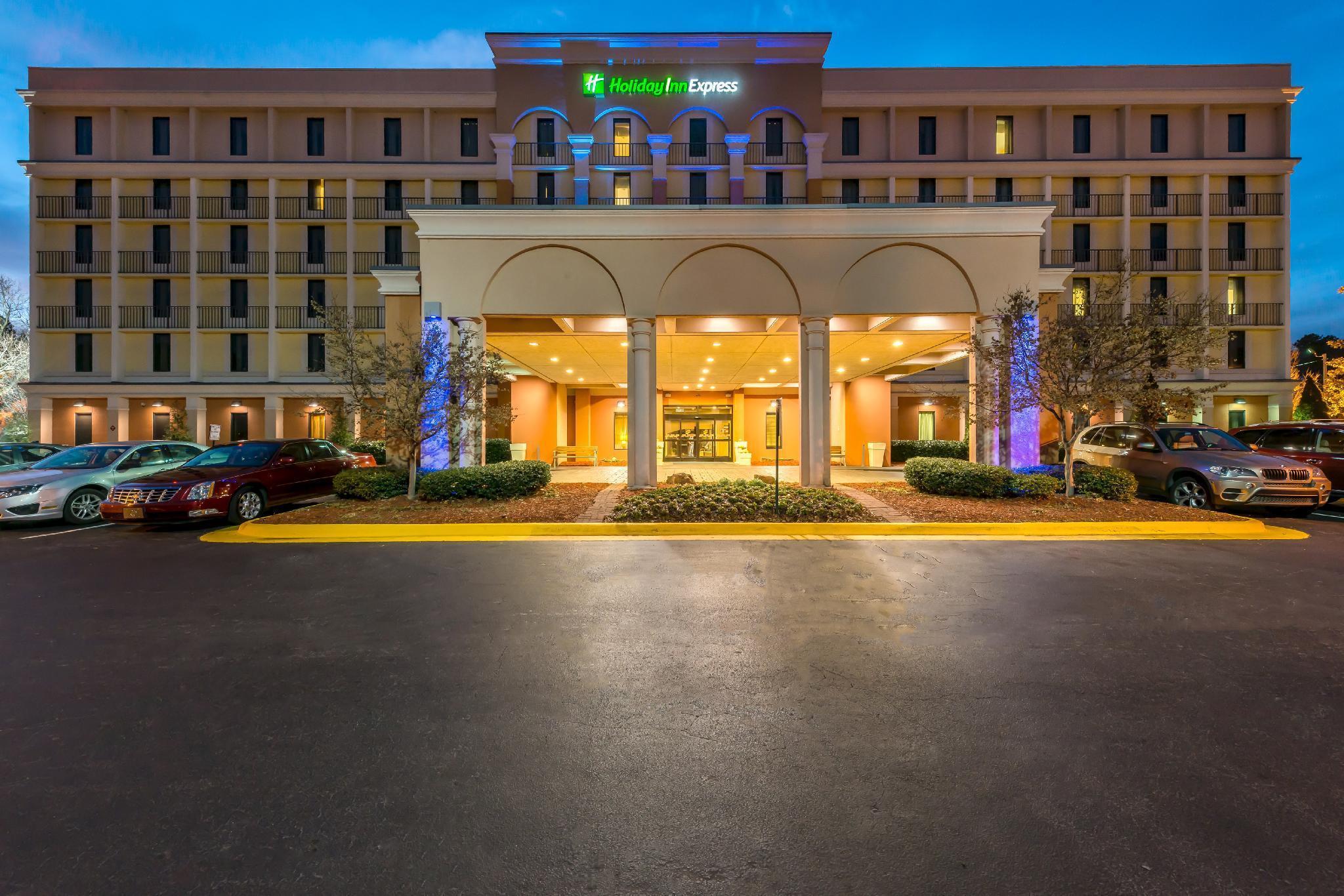 Holiday Inn Express Atlanta Airport-College Park By Ihg Exterior foto